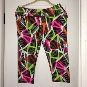 Fabletics Capri Workout Pants